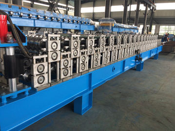 Corrugated Sheet Roll Forming Machine , Metal Roofing Forming Machine By Chain